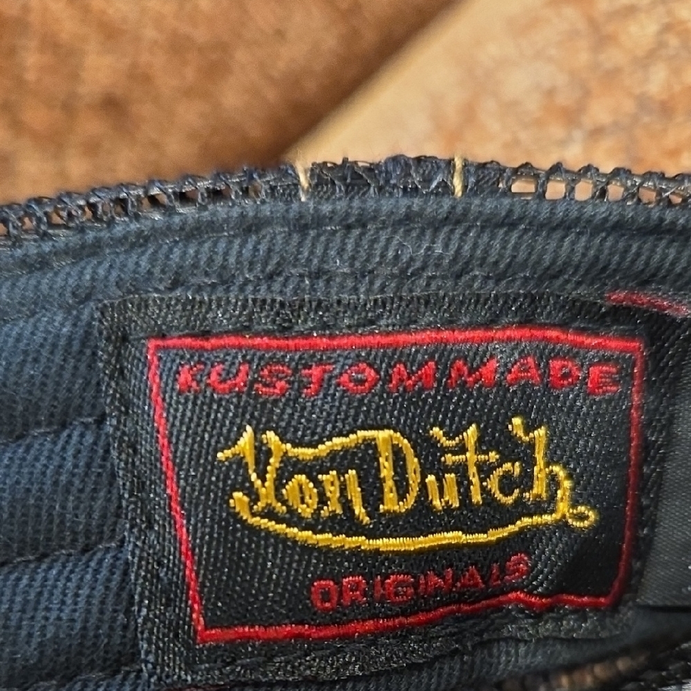 Vintage Von Dutch Black Cap with Skull and Logo Patches - Picture 3 of 11
